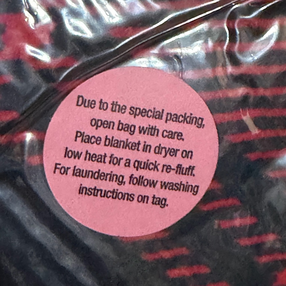 PINK Victoria’s Secret Blanket - Picture 4 of 6